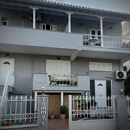 Tommy"S Rooms Lefkada Island Екстер'єр фото