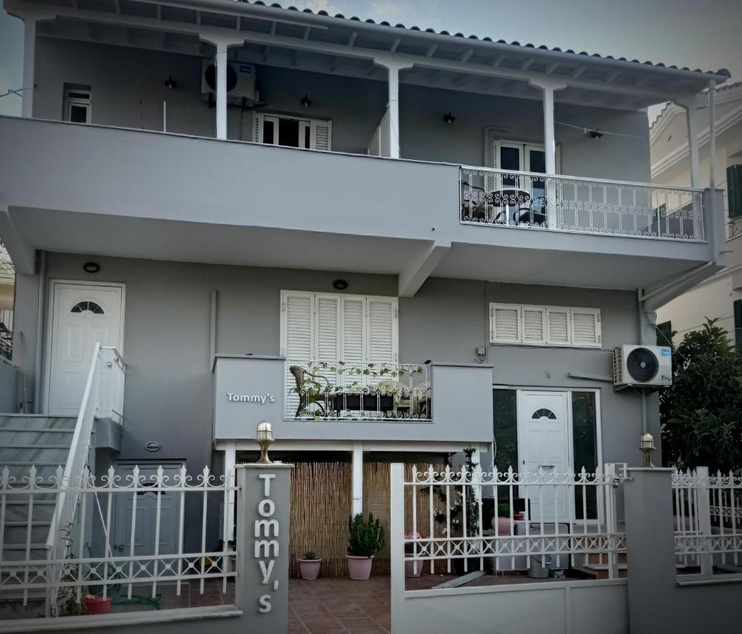 Tommy"S Rooms Lefkada Island Екстер'єр фото